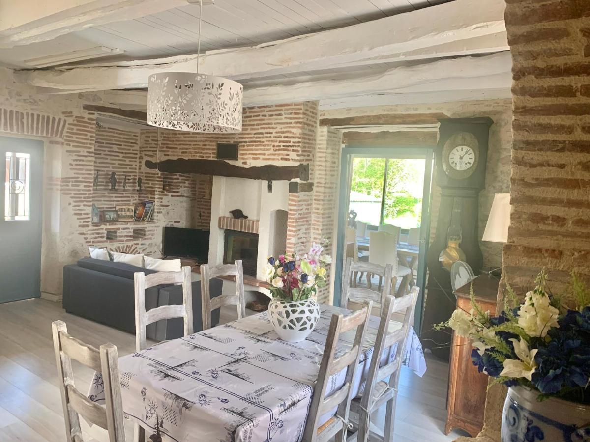 Les Figuiers De Louna - Pierre Ensoleillee - 110 M2 Et Une Veranda Saint-Gery  Luaran gambar