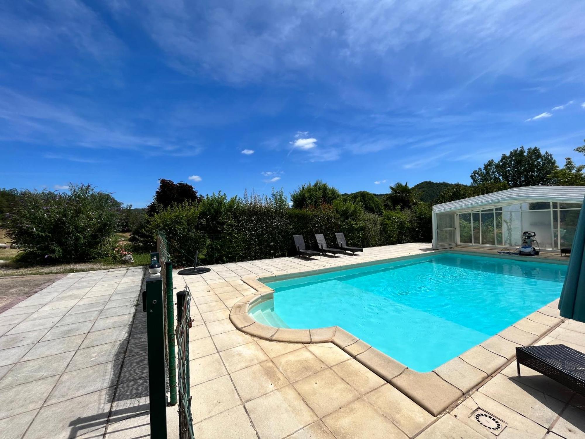 Les Figuiers De Louna - Pierre Ensoleillee - 110 M2 Et Une Veranda Saint-Gery  Luaran gambar
